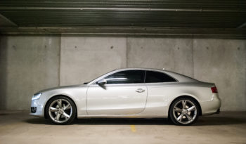 2009 AUDI A5 2.0T Quattro Coupe full