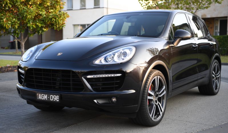 2011 Porsche Cayenne Turbo full