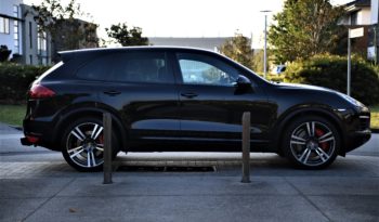 2011 Porsche Cayenne Turbo full