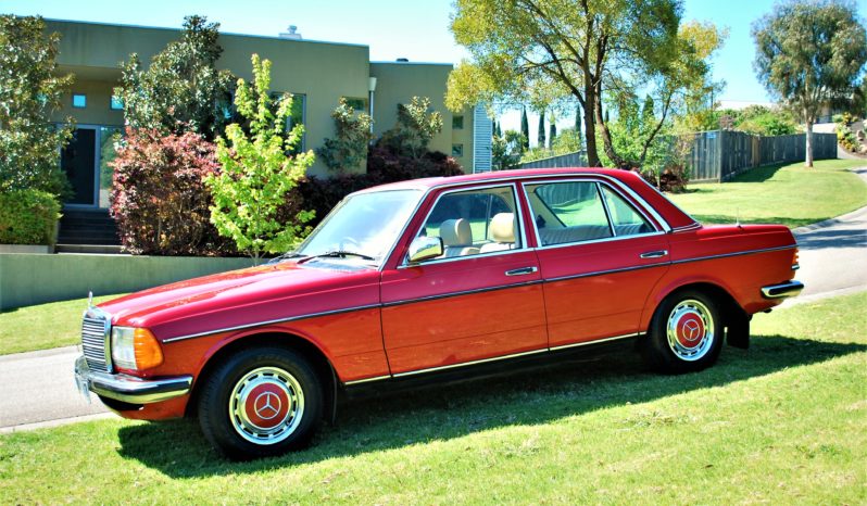 1981 Mercedes-Benz 280E W123 full