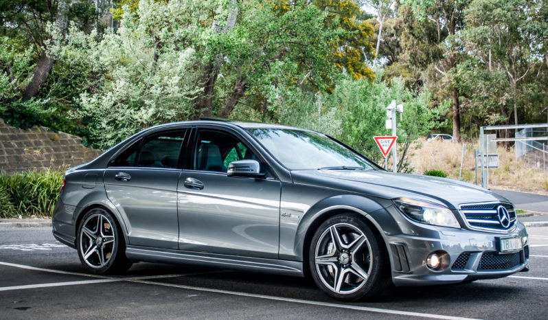 2009 Mercedes-Benz C63 AMG full