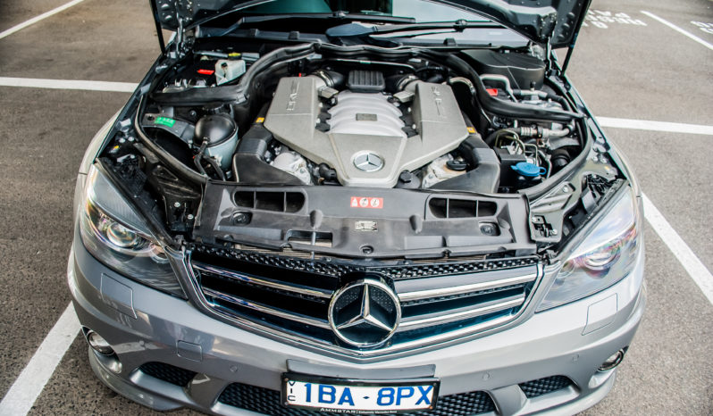 2009 Mercedes-Benz C63 AMG full