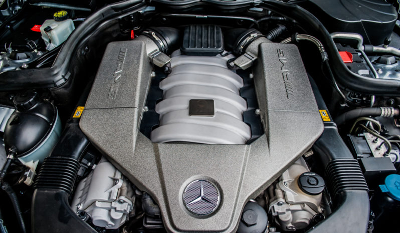 2009 Mercedes-Benz C63 AMG full