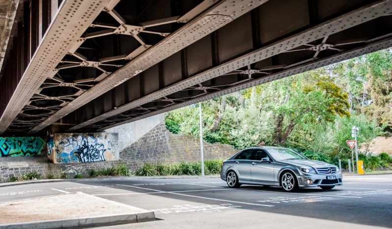 2009 Mercedes-Benz C63 AMG full