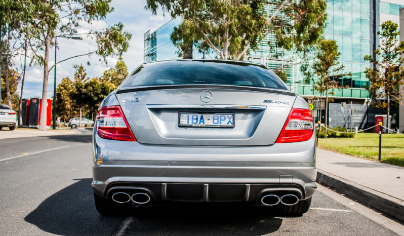 2009 Mercedes-Benz C63 AMG full