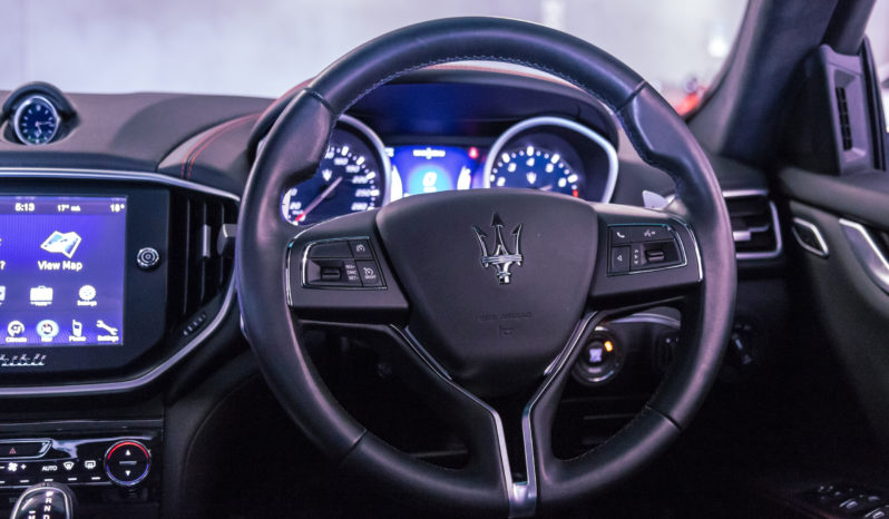 2016 Maserati Ghibli full