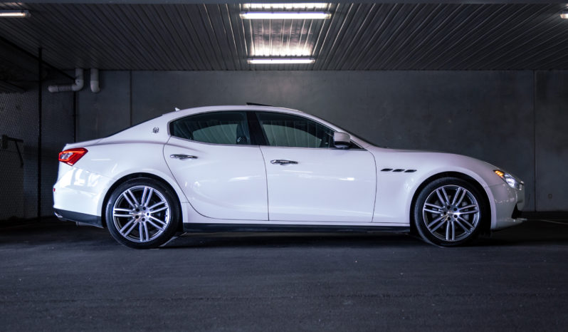 2016 Maserati Ghibli full