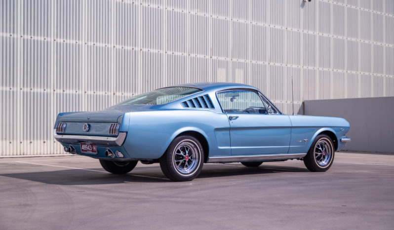 1965 Ford Mustang Fastback RHD full