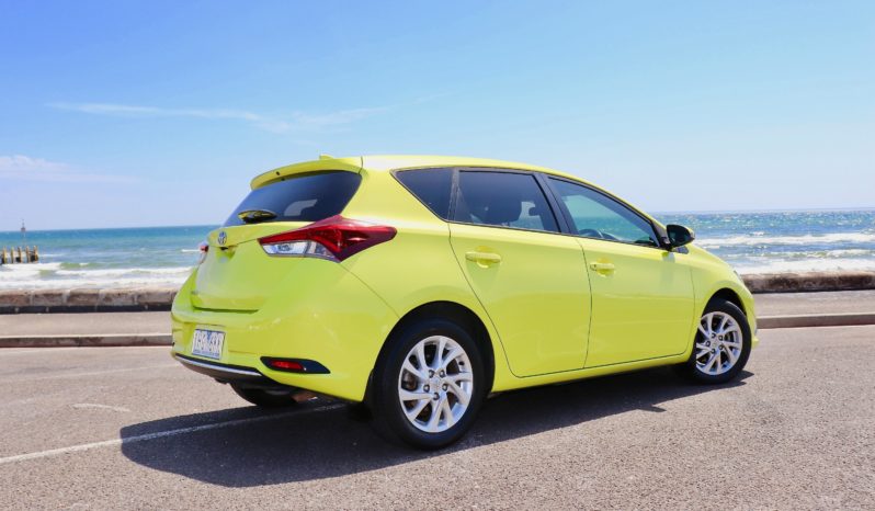 2015 Toyota Corolla Accent Sports full