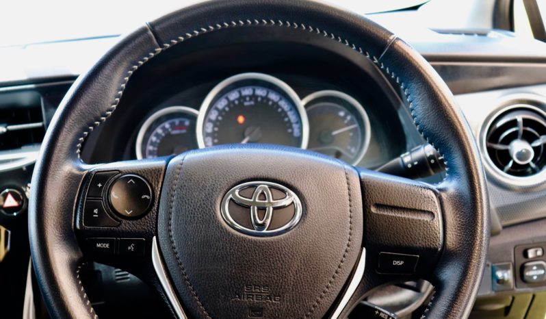 2015 Toyota Corolla Accent Sports full