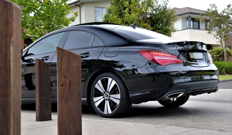 2018 Mercedes-Benz CLA200 Sedan Auto C117 full