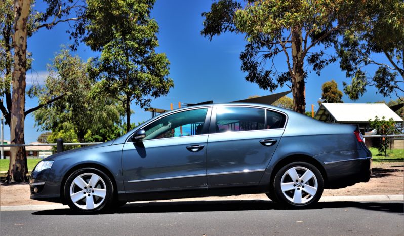 2010 Volkswagen Passat 125TDI Highline Type 3C Auto full