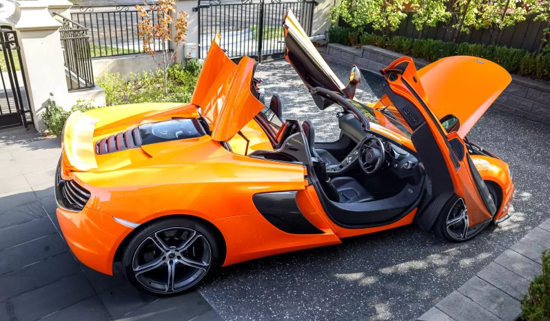 McLaren 650S Spider in Tarocco Orange full